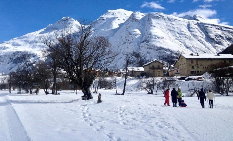 Hotel La Vanoise Bessans Exterior foto